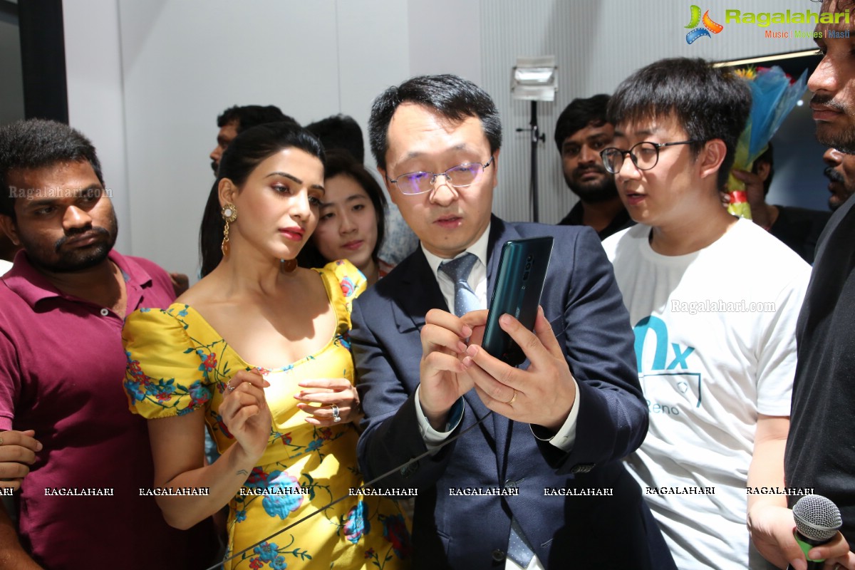 Oppo Launches South Asia’s First Premium Flagship Store at Sharath City Capital Mall