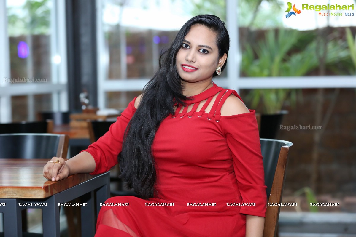 Swetha Reddy Birthday Bash at Sound Garden Cafe