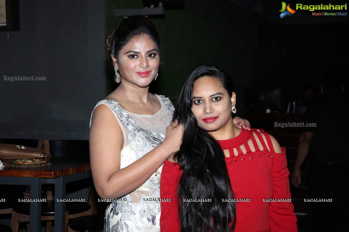 Swetha Reddy Birthday Bash at Sound Garden Cafe