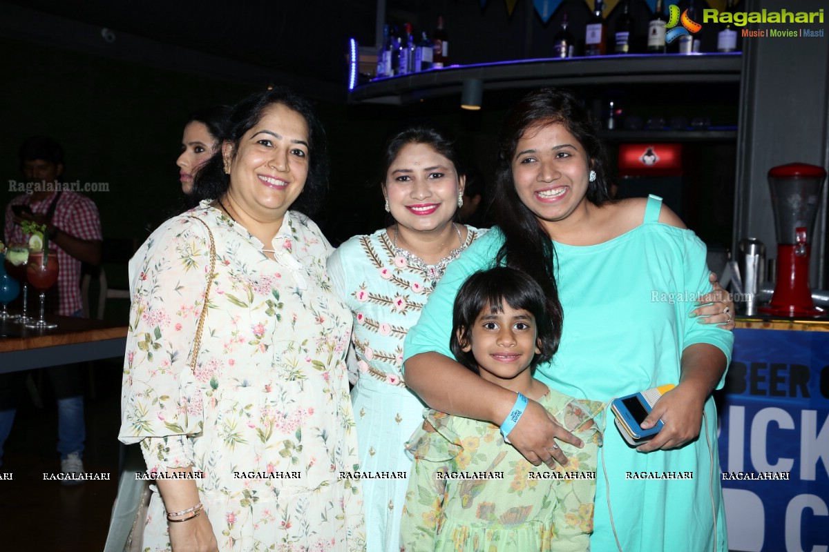 Swetha Reddy Birthday Bash at Sound Garden Cafe