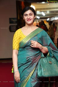 Srijitha Ghosh Launches Trendz Exhibition at Taj Krishna