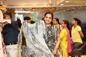 Unique Fancy Sarees Showroom Opening