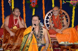 Vishaka Saradha Peetam Swami Visits Filmnagar Temple