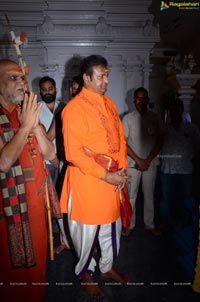 Vishaka Saradha Peetam Swami Visits Filmnagar Temple