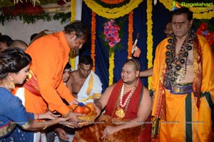 Vishaka Saradha Peetam Swami Visits Filmnagar Temple