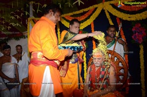 Vishaka Saradha Peetam Swami Visits Filmnagar Temple