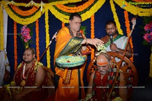 Vishaka Saradha Peetam Swami Visits Filmnagar Temple