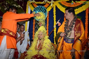 Vishaka Saradha Peetam Swami Visits Filmnagar Temple