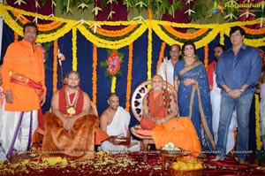 Vishaka Saradha Peetam Swami Visits Filmnagar Temple