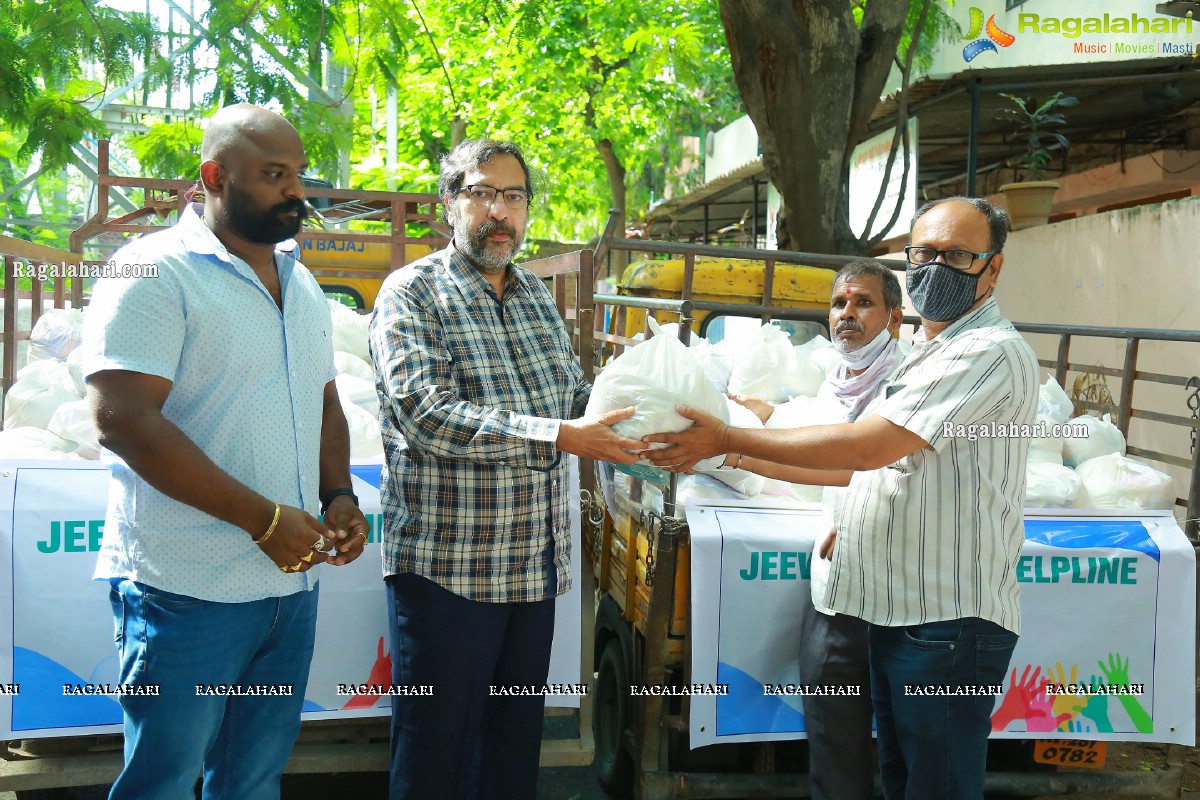 Jeevan Kumar Helps the Needy in Film Industry