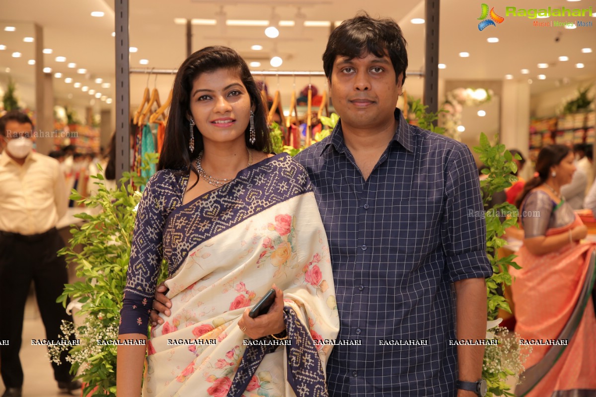 Queen of Sarees, Kankatala Launches 11th Retail Outlet in Kukatpally, Hyderabad