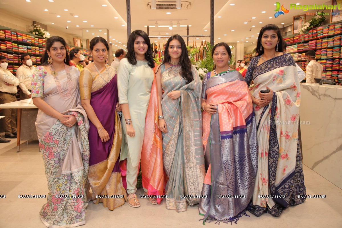 Queen of Sarees, Kankatala Launches 11th Retail Outlet in Kukatpally, Hyderabad