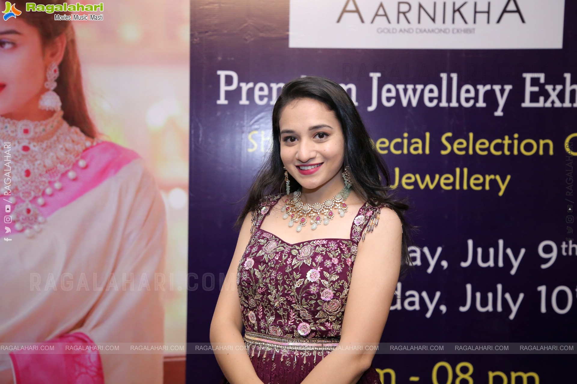 Aarnikha Gold and Diamond Exhibit Initiating Countdown and Fashion Show