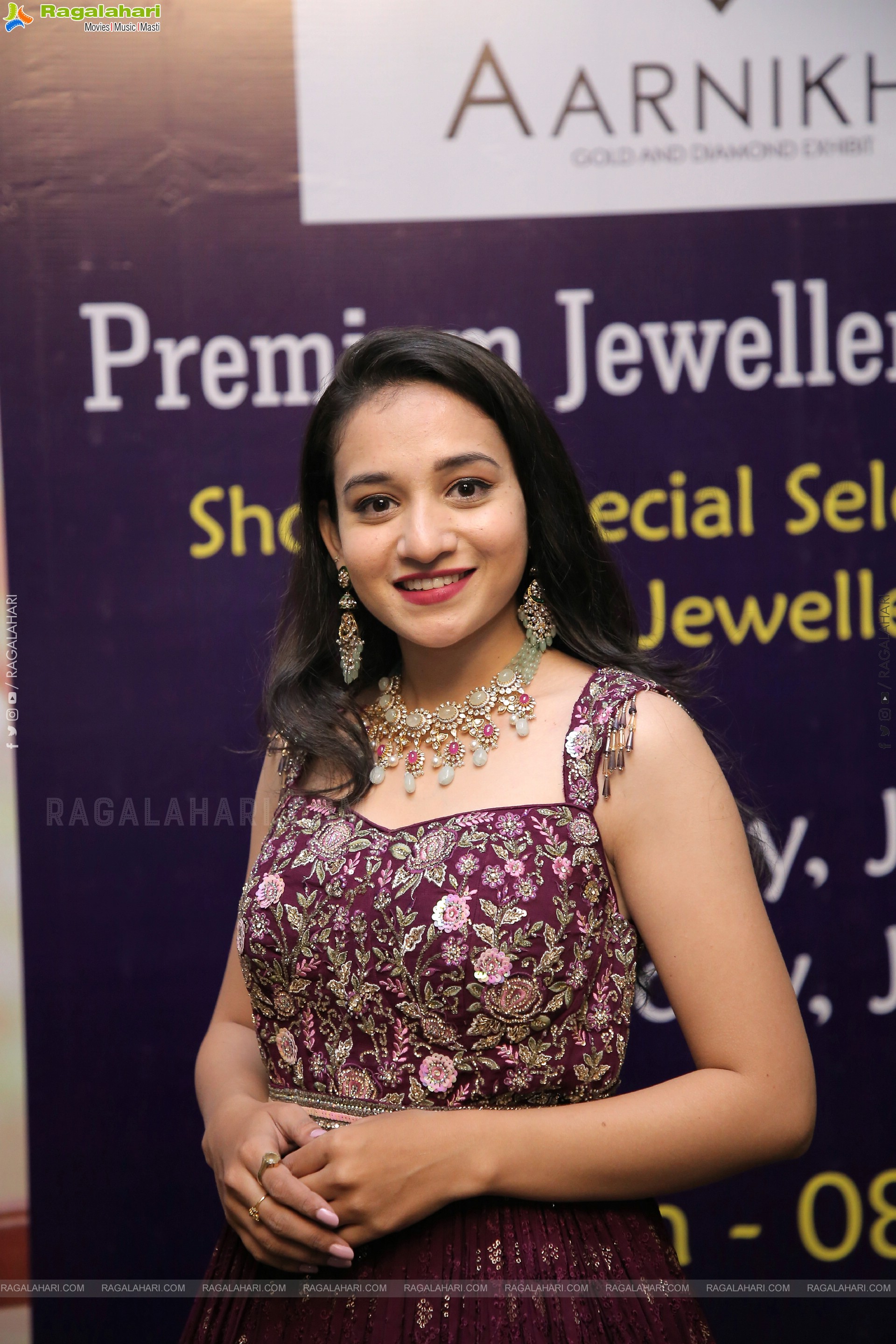 Aarnikha Gold and Diamond Exhibit Initiating Countdown and Fashion Show