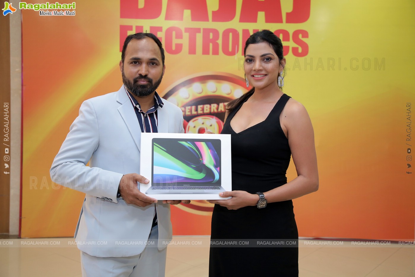 Bajaj Electronics' Biggest Laptop Sale 'Think Laptop, Think Bajaj Electronics', Hyderabad