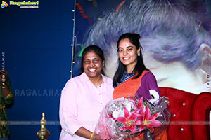 Big Boss Winner Bindu Madhavi Birthday Celebrations