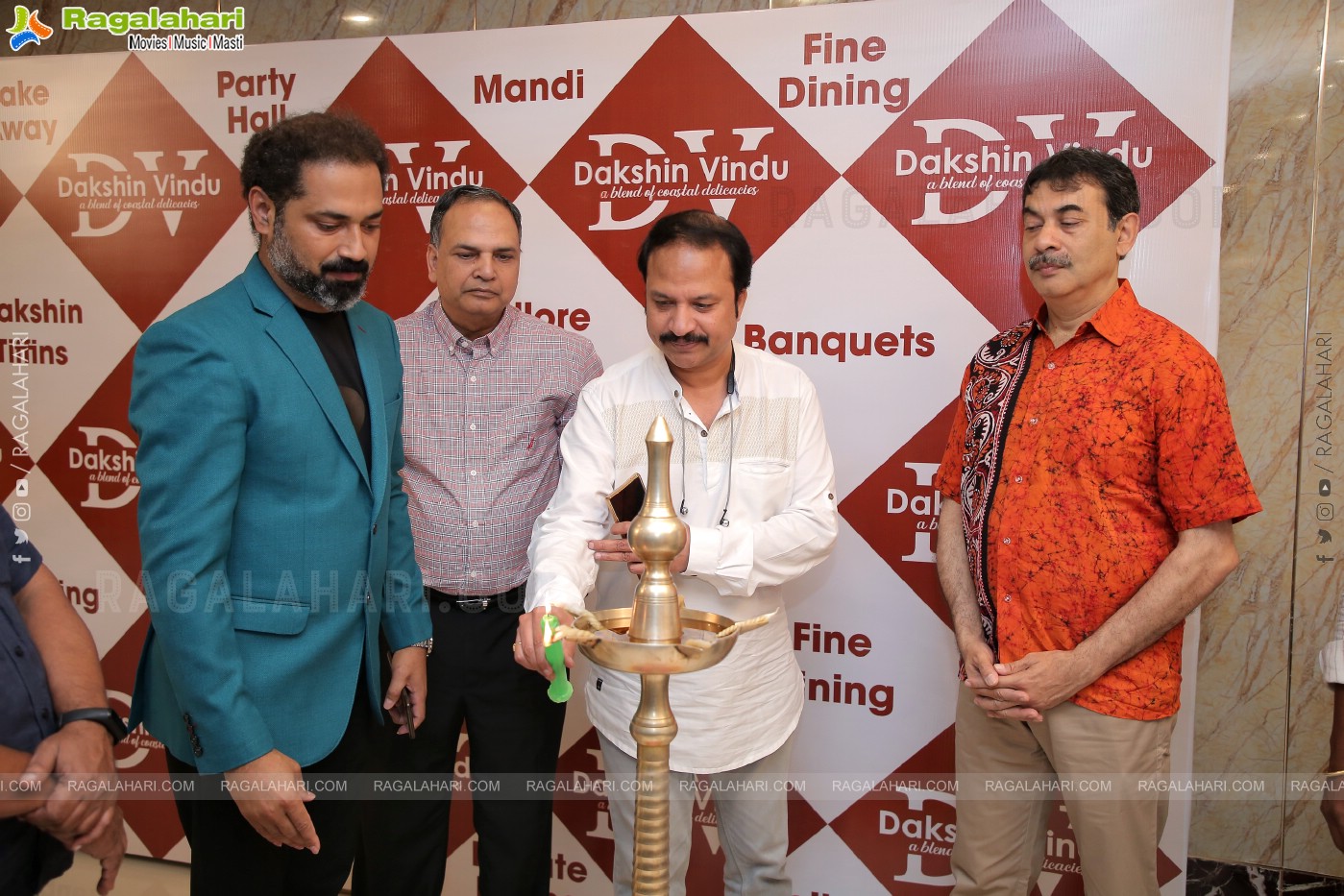 Dakshin Vindu Grand Launch at KPHB, Hyderabad