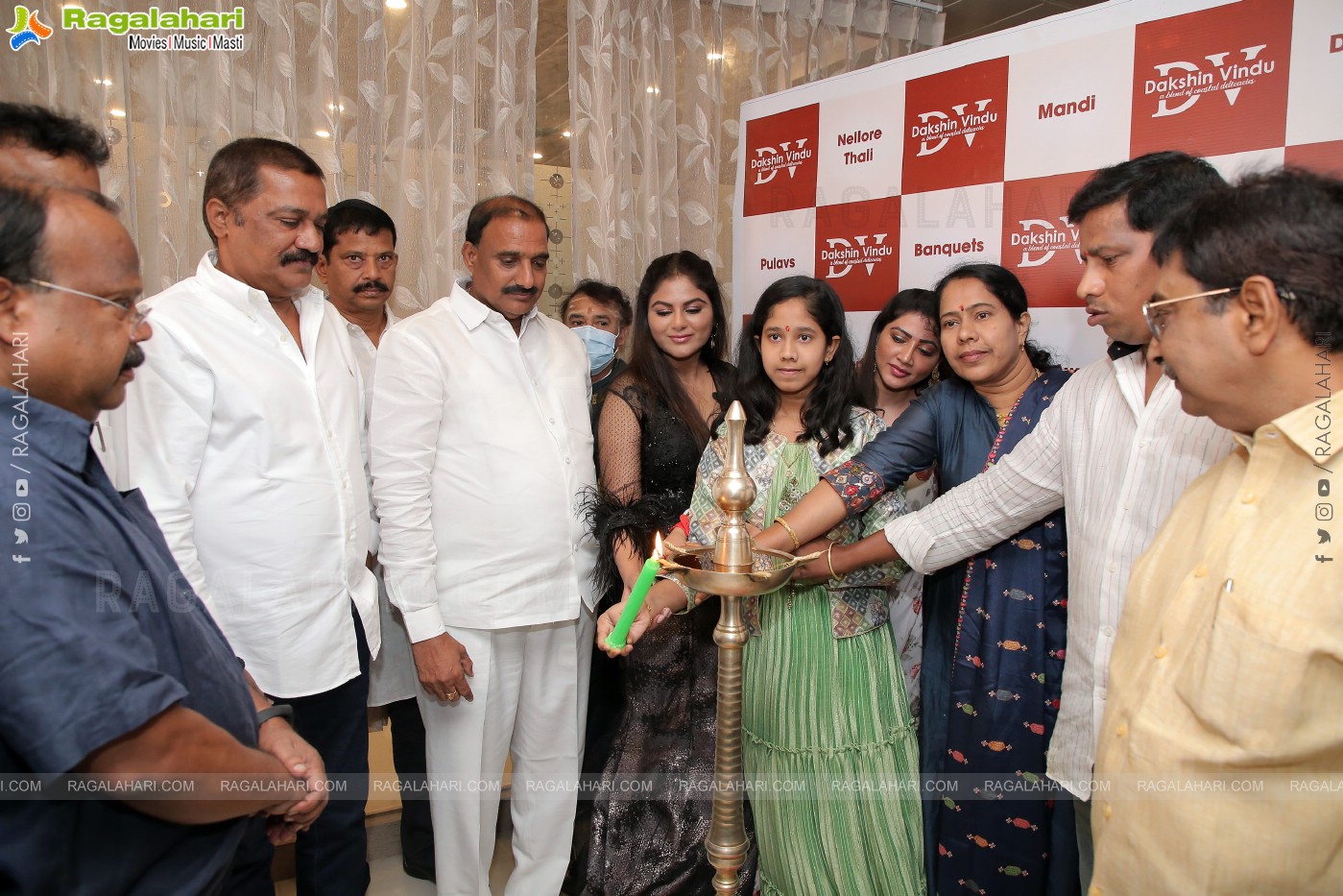 Dakshin Vindu Grand Launch at KPHB, Hyderabad