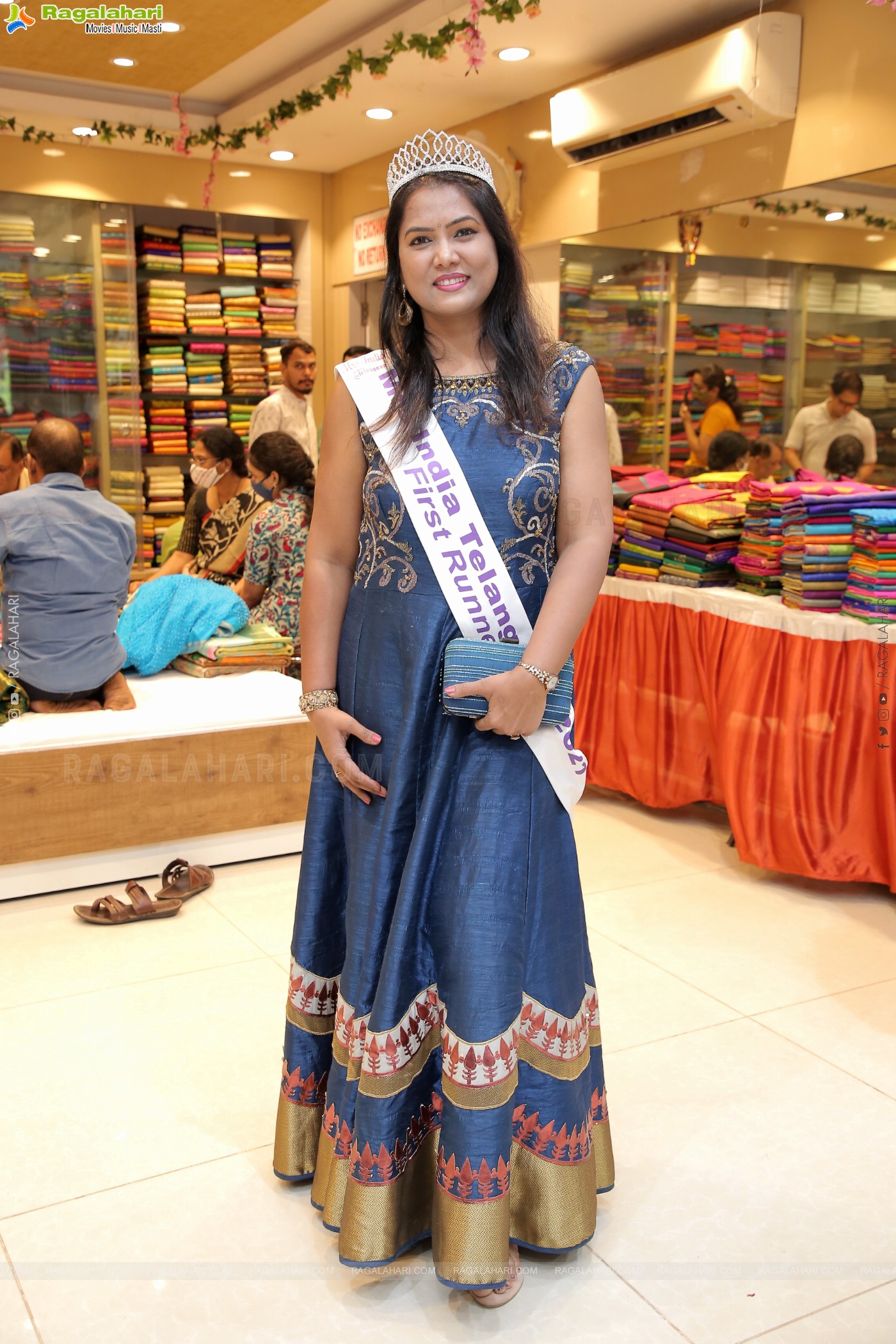 Sri Avanthi Silks 7th Anniversary Celebrations and Models Fashion Walk