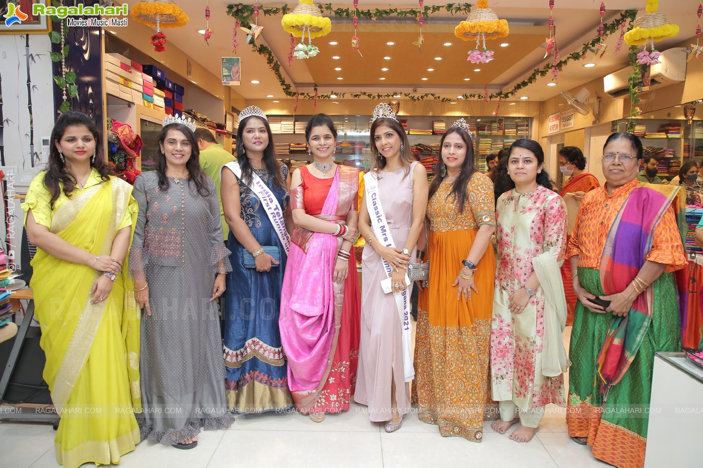 Sri Avanthi Silks 7th Anniversary Celebrations and Models Fashion Walk