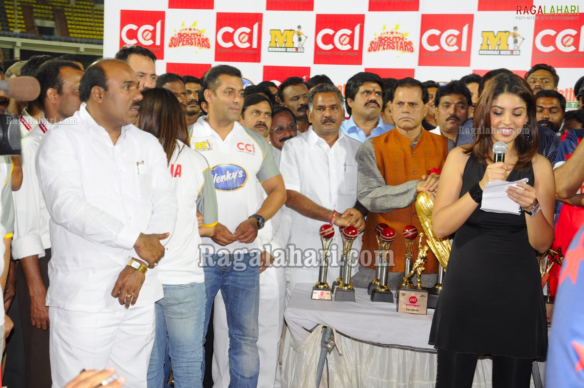 Celebrity Cricket League (CCL) Curtain Raiser (Set 3)