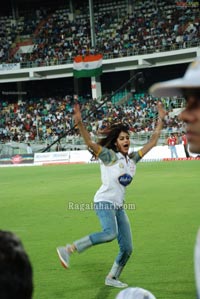 Celebrity Cricket League (CCL) Curtain Raiser Vizag