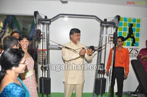 Chandrababu Naidu Launches Dinaz's Fitness Studio at Somajiguda