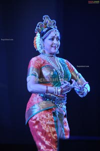  Hema Malini at TSR Awards 2011, Hyd