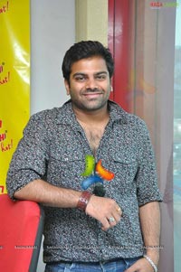 Indian Idol Sree Ramachandra at Radio Mirchi