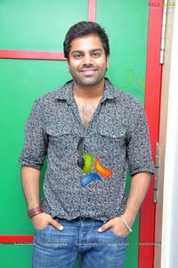 Indian Idol Sree Ramachandra at Radio Mirchi