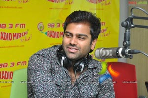 Indian Idol Sree Ramachandra at Radio Mirchi