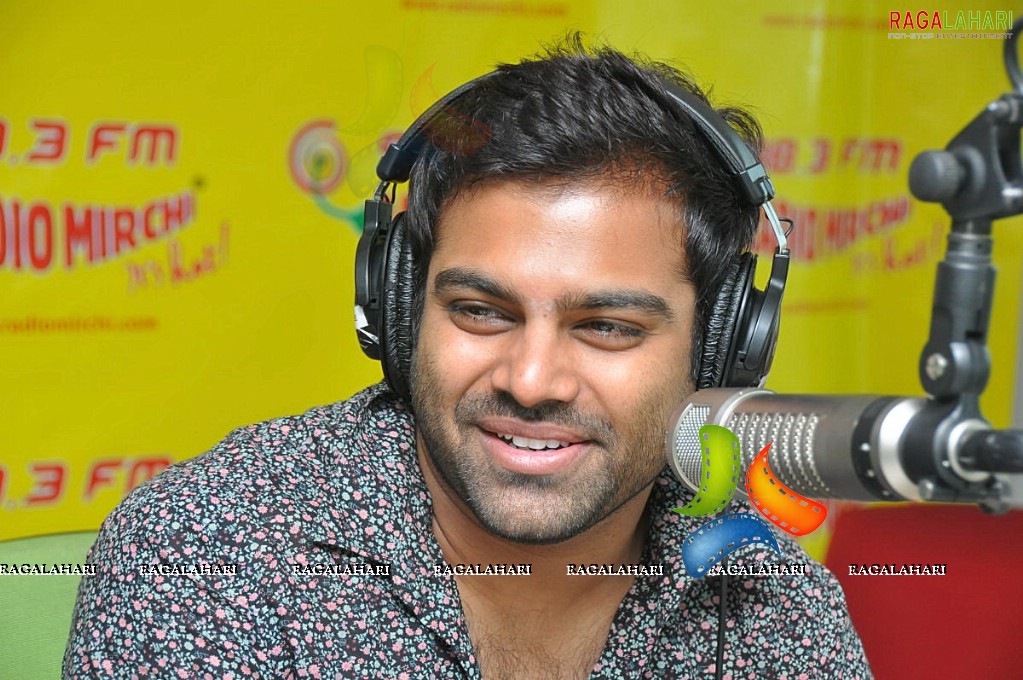 Sreerama Chandra at Radio Mirchi