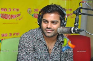 Indian Idol Sree Ramachandra at Radio Mirchi