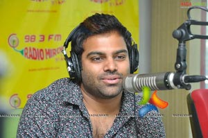 Indian Idol Sree Ramachandra at Radio Mirchi