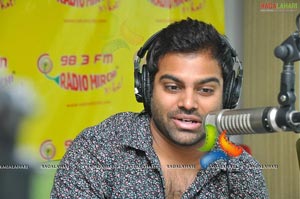 Indian Idol Sree Ramachandra at Radio Mirchi