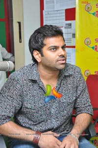 Indian Idol Sree Ramachandra at Radio Mirchi