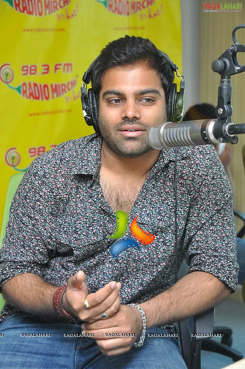 Sreerama Chandra at Radio Mirchi