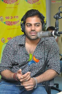 Indian Idol Sree Ramachandra at Radio Mirchi