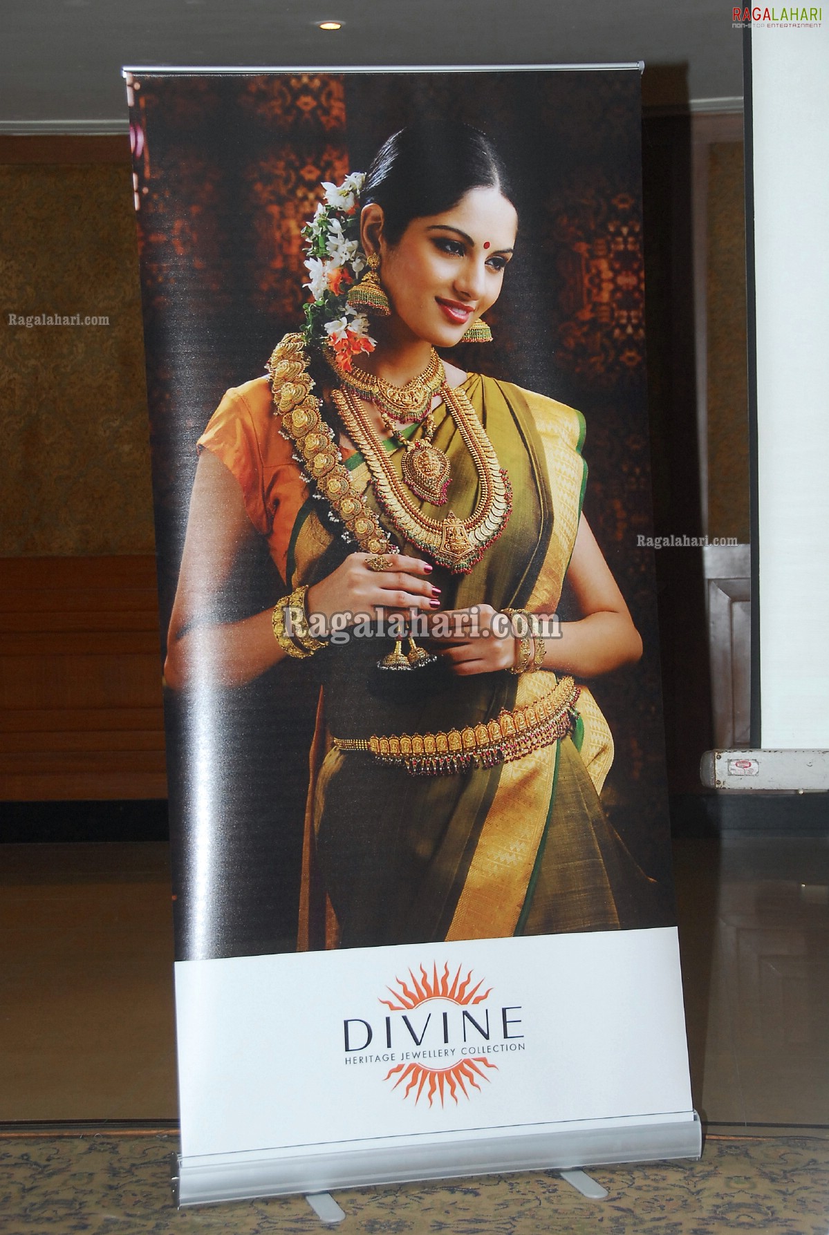 Malabar Gold Outlet Launch at KPHB, Hyd