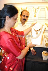 Malabar Gold Outlet Launch at KPHB, Hyderabad