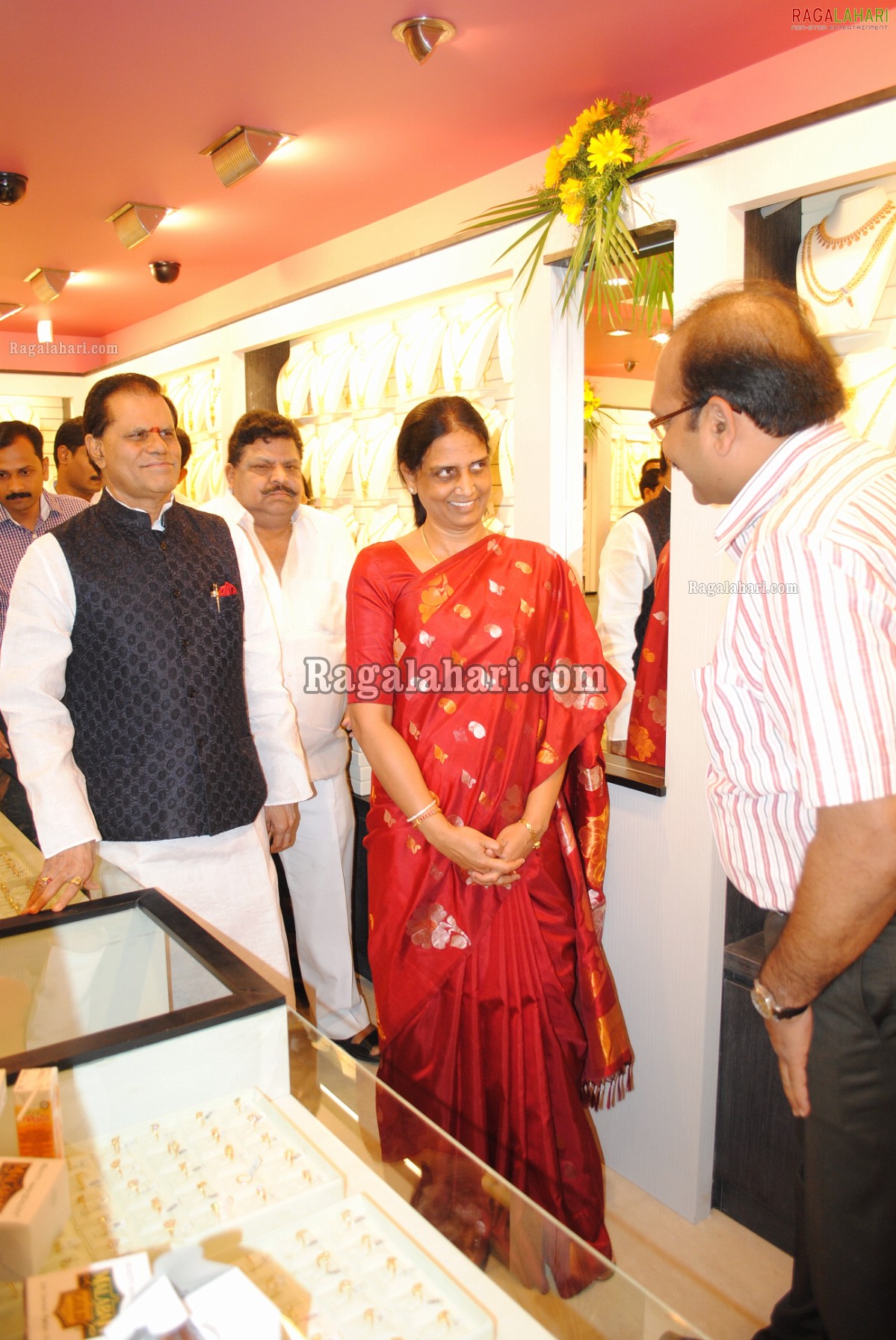 Malabar Gold Outlet Launch at KPHB, Hyd