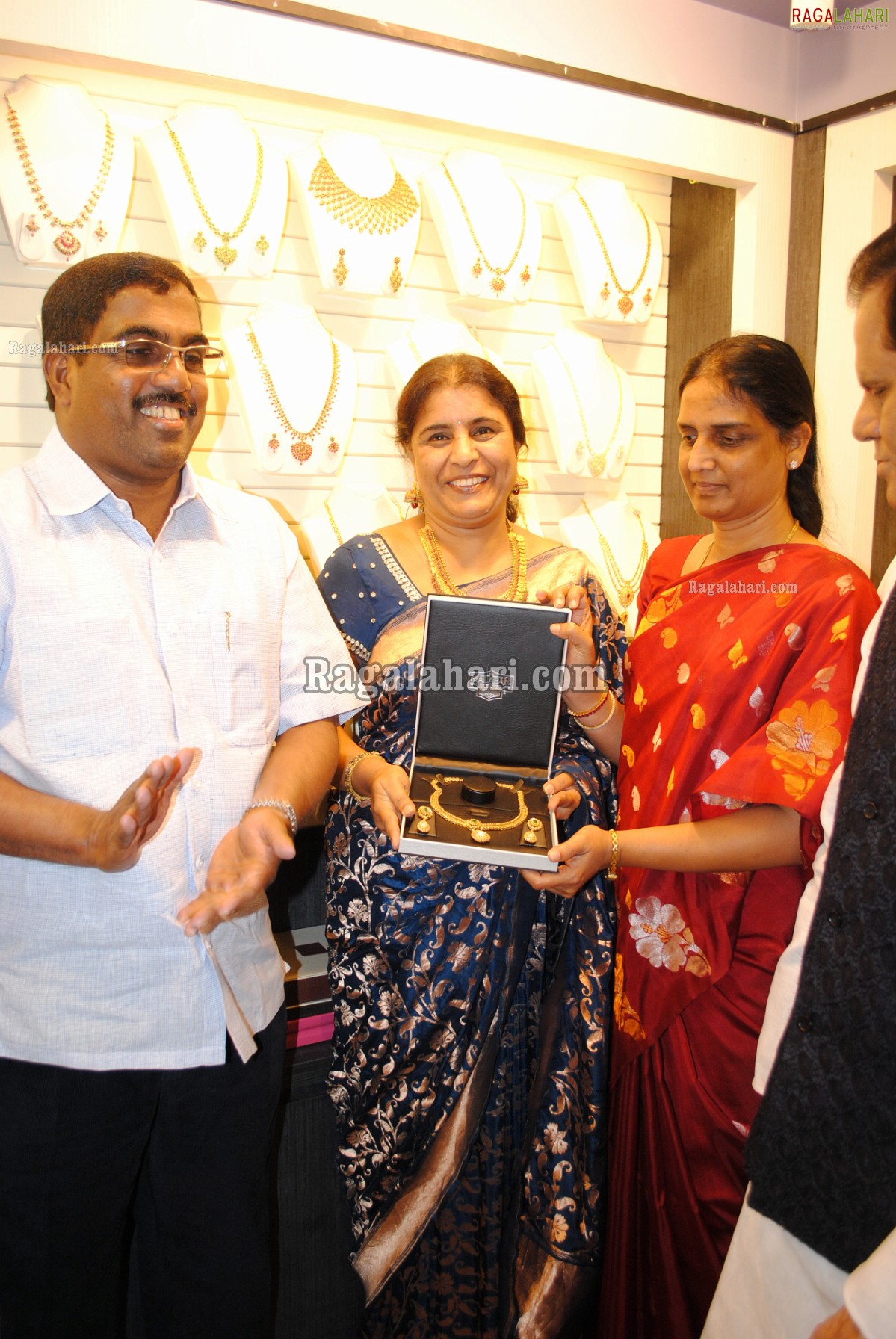 Malabar Gold Outlet Launch at KPHB, Hyd