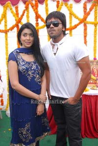 Manoj-Shriya Film Muhurat