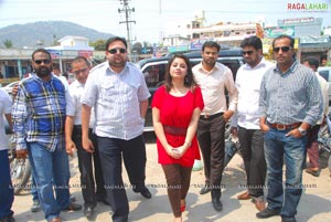 Mee Mobiles Launched by Suhani