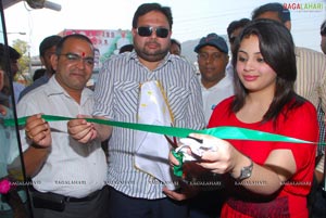 Mee Mobiles Launched by Suhani