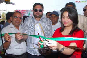 Mee Mobiles Launched by Suhani