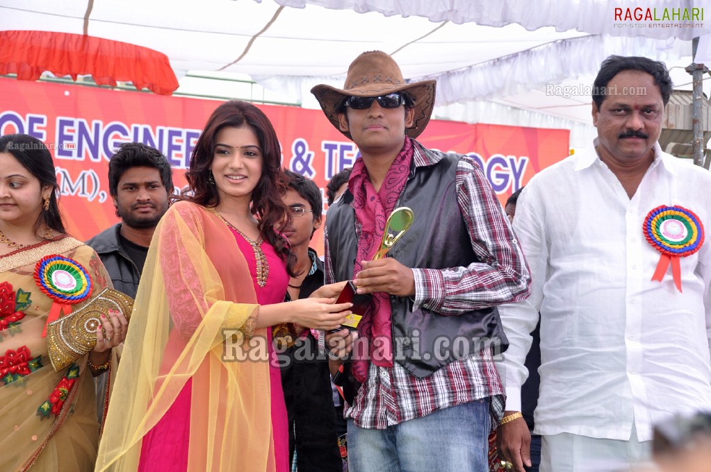 Samantha at Nishita College of Engineering Annual Day 2011