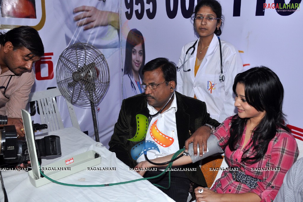 Ritu Barmecha Launches Homeo Care International Stall