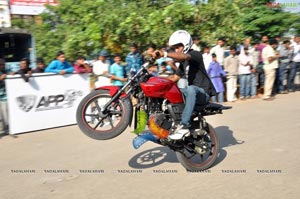 TVS Apache Pro Performance at Necklace Road, Hyderabad