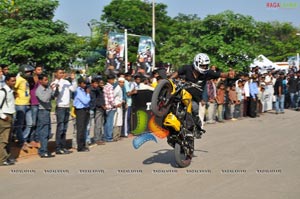 TVS Apache Pro Performance at Necklace Road, Hyderabad